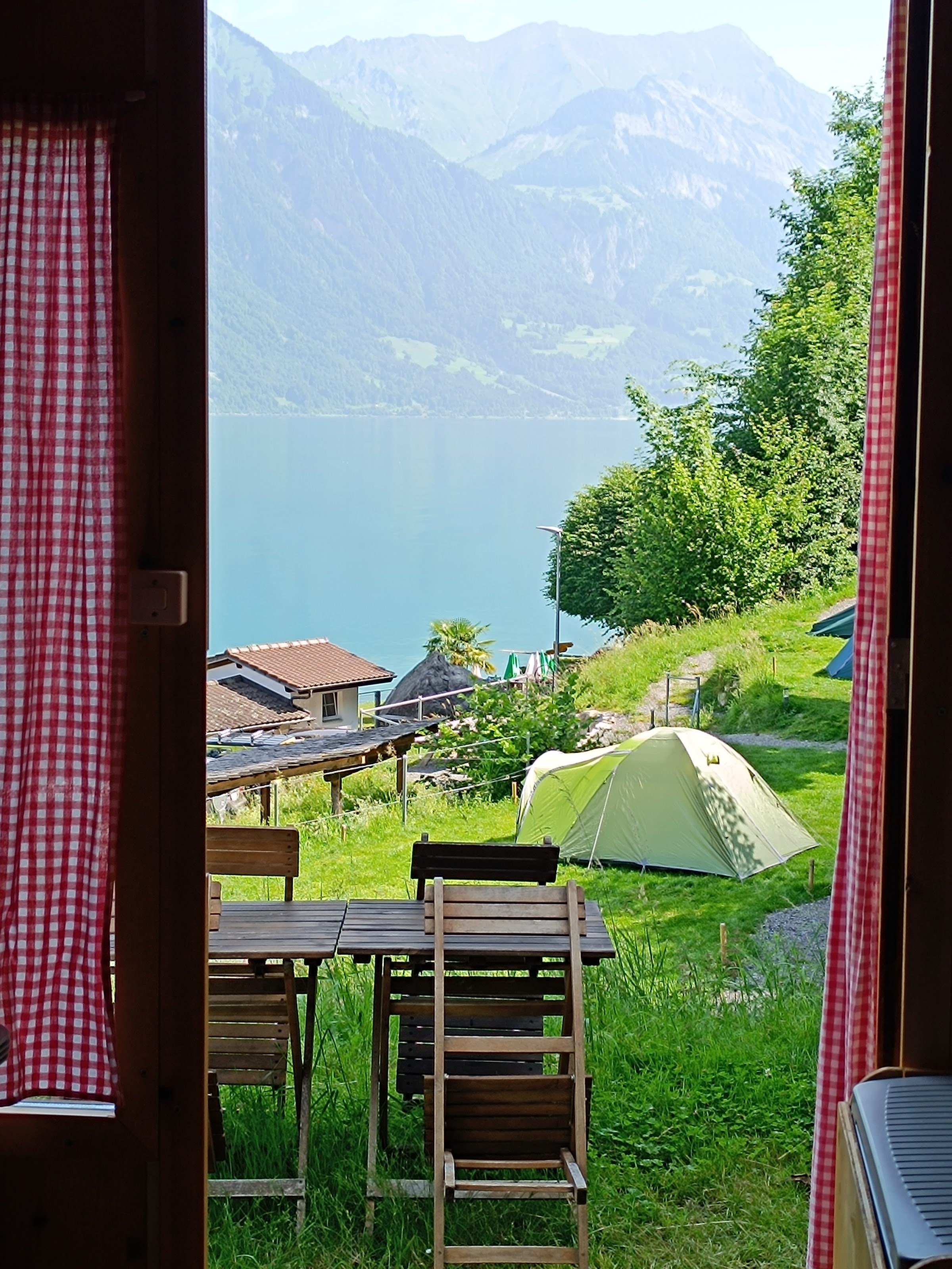 Strandbad & Camping Schoren (Iseltwald - Lake Brienz)